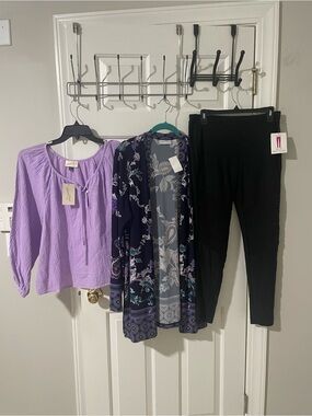 Peasant Top by universal thread nwt moto nwt leggings Susan graver nwt cardigan